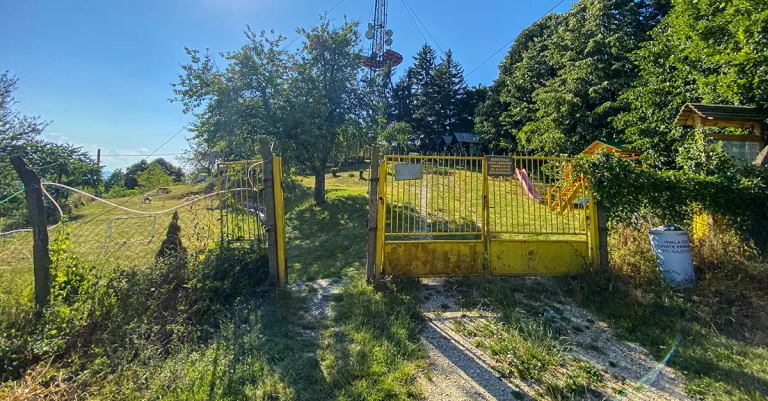 Planinarski dom Lipici Majevica Srebrenik Bosna i Hercegovina