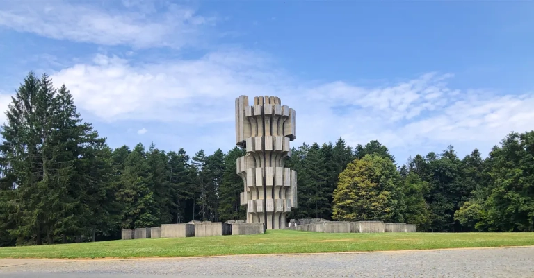 Memorijalni kompleks Kozara