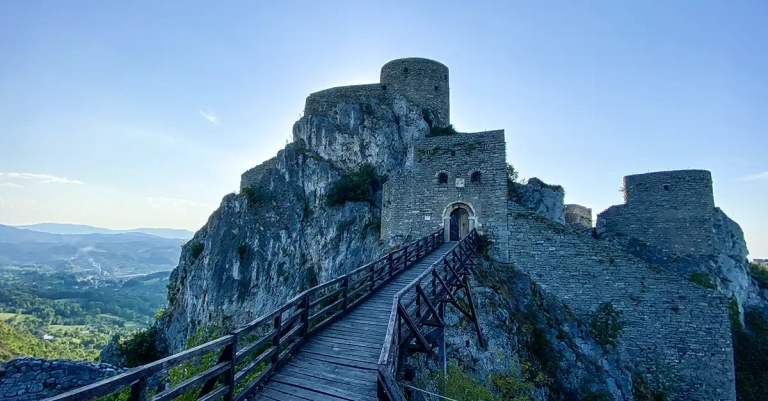 Tvrđava Srebrenik