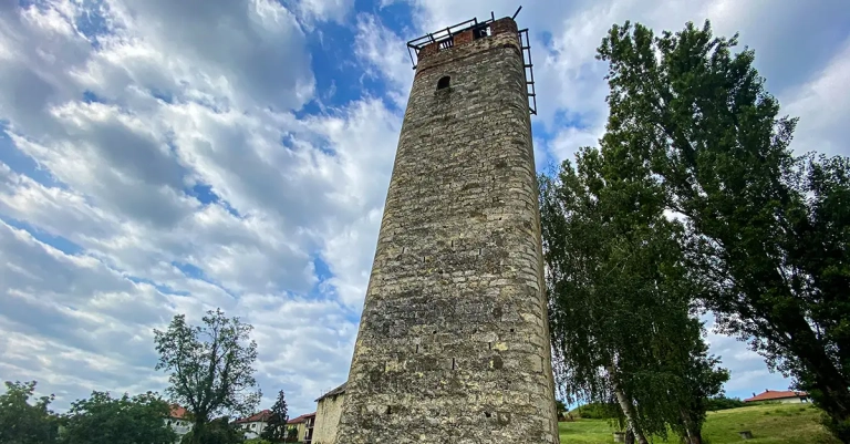 Gradačačka sahat-kula
